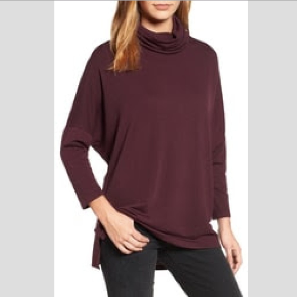 Calson High/Low Tunic in Burgundy Stem